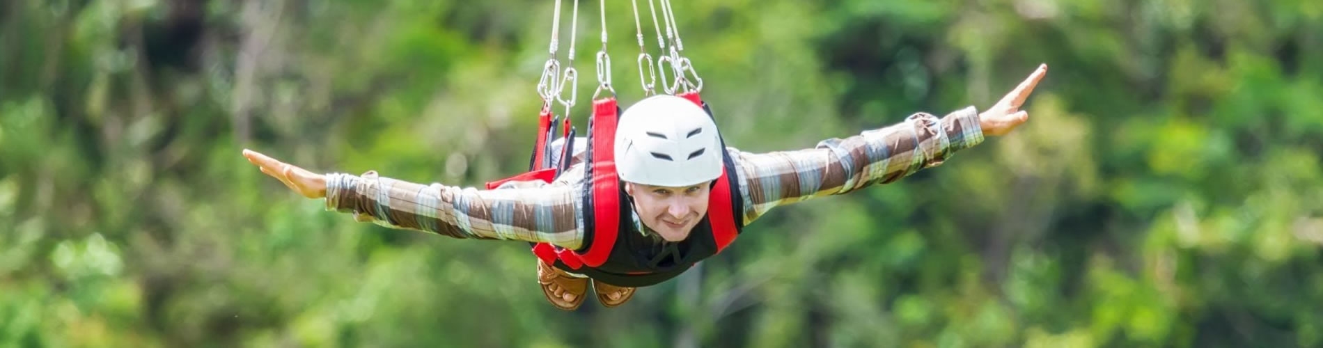 Saklikent-Aktivitäten. Saklikent rafting and zipline.