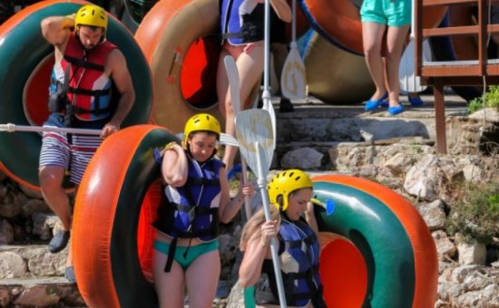 Saklıkent-Rafting-Abenteuer Zu Genießen.